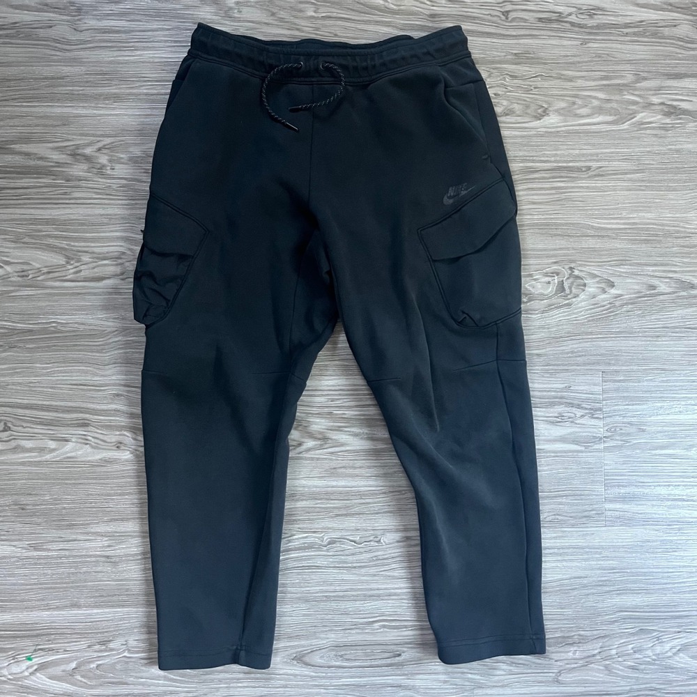Nike Tech Fleece Cargo Pants Mens Large Black Joggers Tapered CU4494-010